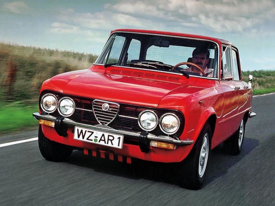  Alfa Romeo Giulia Nuova Super (115) 1974 года  (фото 9 из 9)